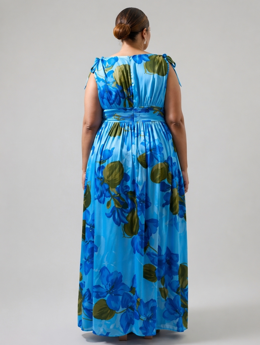 NWT Sugarlips Blue Floral Maxi Dress 3X Plus Size V-Neck Flowy Wedding Guest - Picture 2 of 5